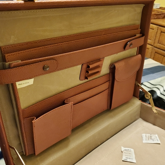 RARE GENUINE NFL BRIEFCASE - Picture 6 of 9